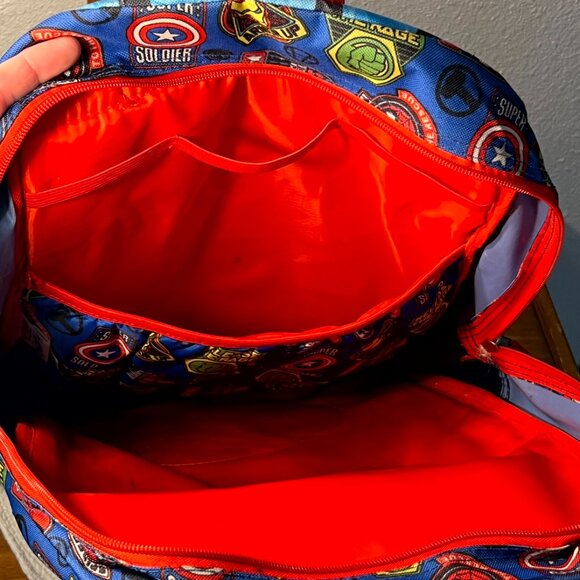 Marvel Avengers 17" Backpack, Laptop Sleeve, Large Front & 2 Side Pockets 2024 - Picture 4 of 5